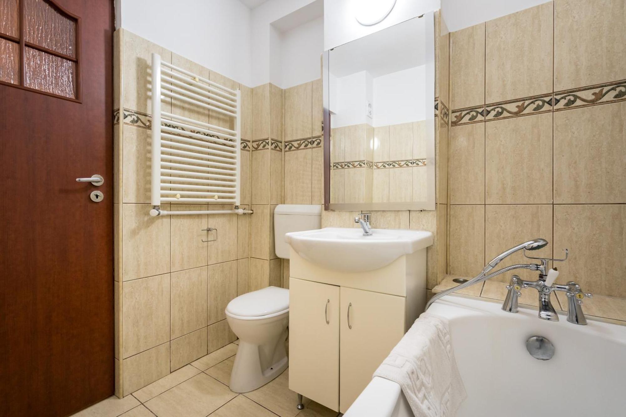 Tranquil Unirii Residence - Elegant & Spacious Living With Parking Steps From Parliament Bucarest Exterior foto