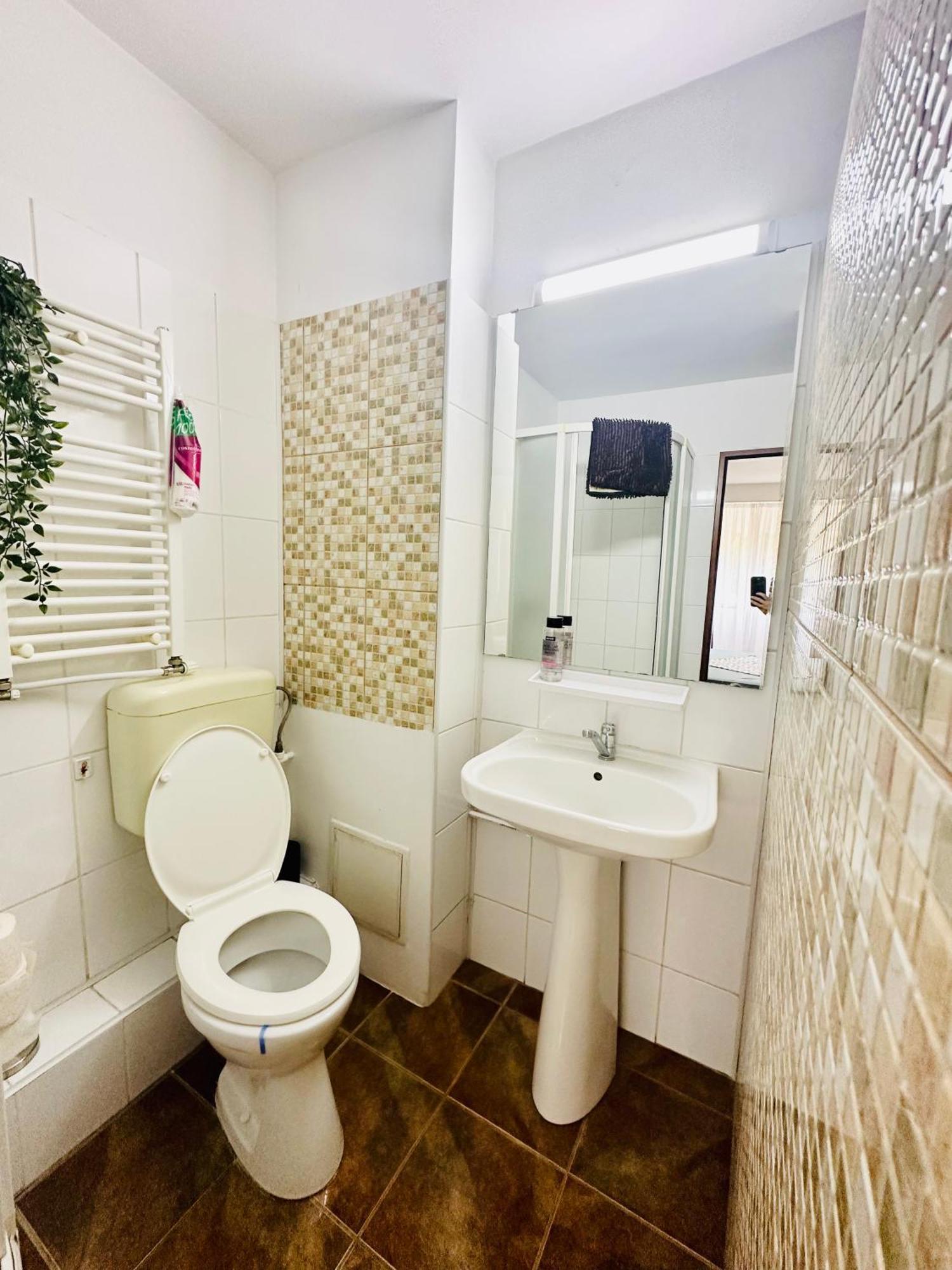 Tranquil Unirii Residence - Elegant & Spacious Living With Parking Steps From Parliament Bucarest Exterior foto