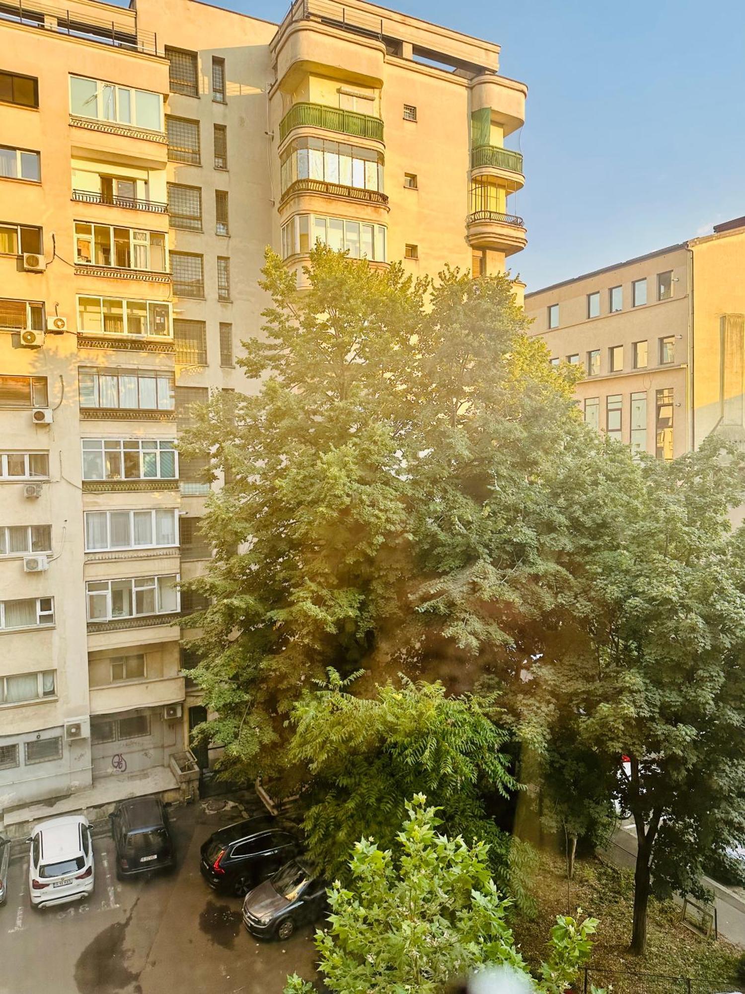 Tranquil Unirii Residence - Elegant & Spacious Living With Parking Steps From Parliament Bucarest Exterior foto
