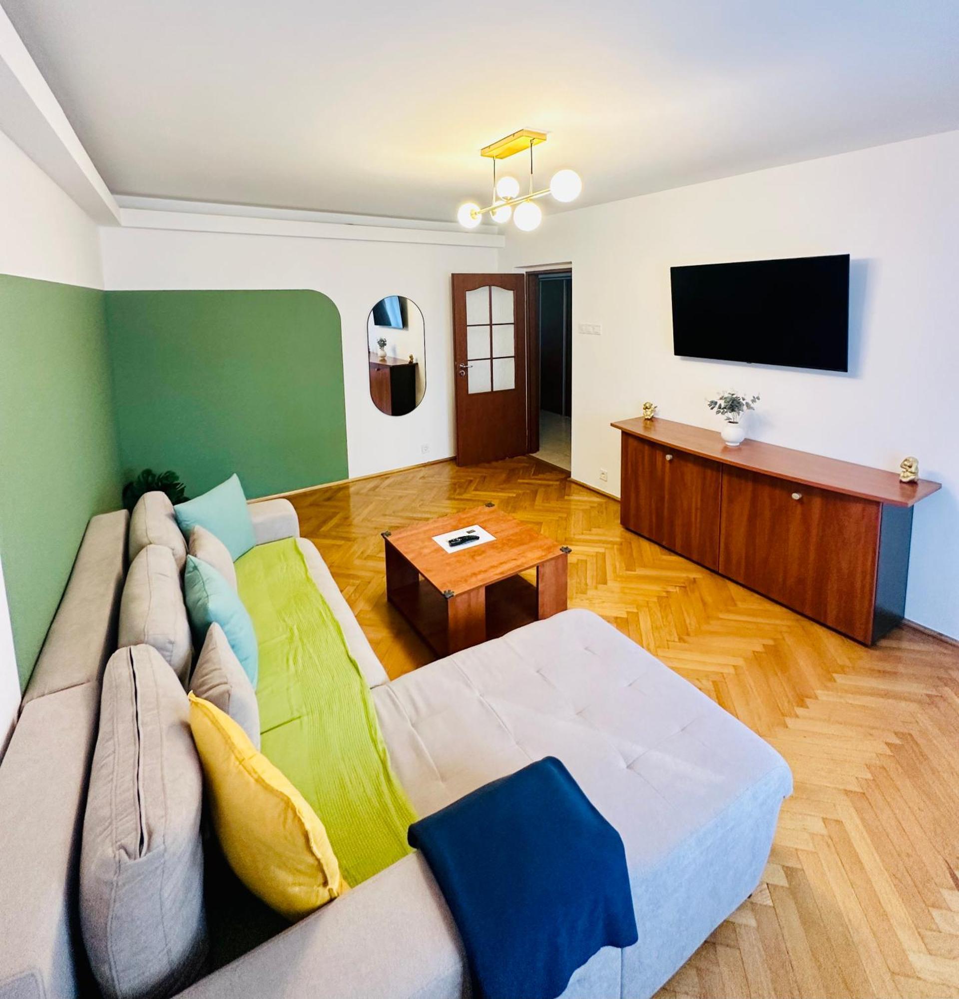 Tranquil Unirii Residence - Elegant & Spacious Living With Parking Steps From Parliament Bucarest Exterior foto