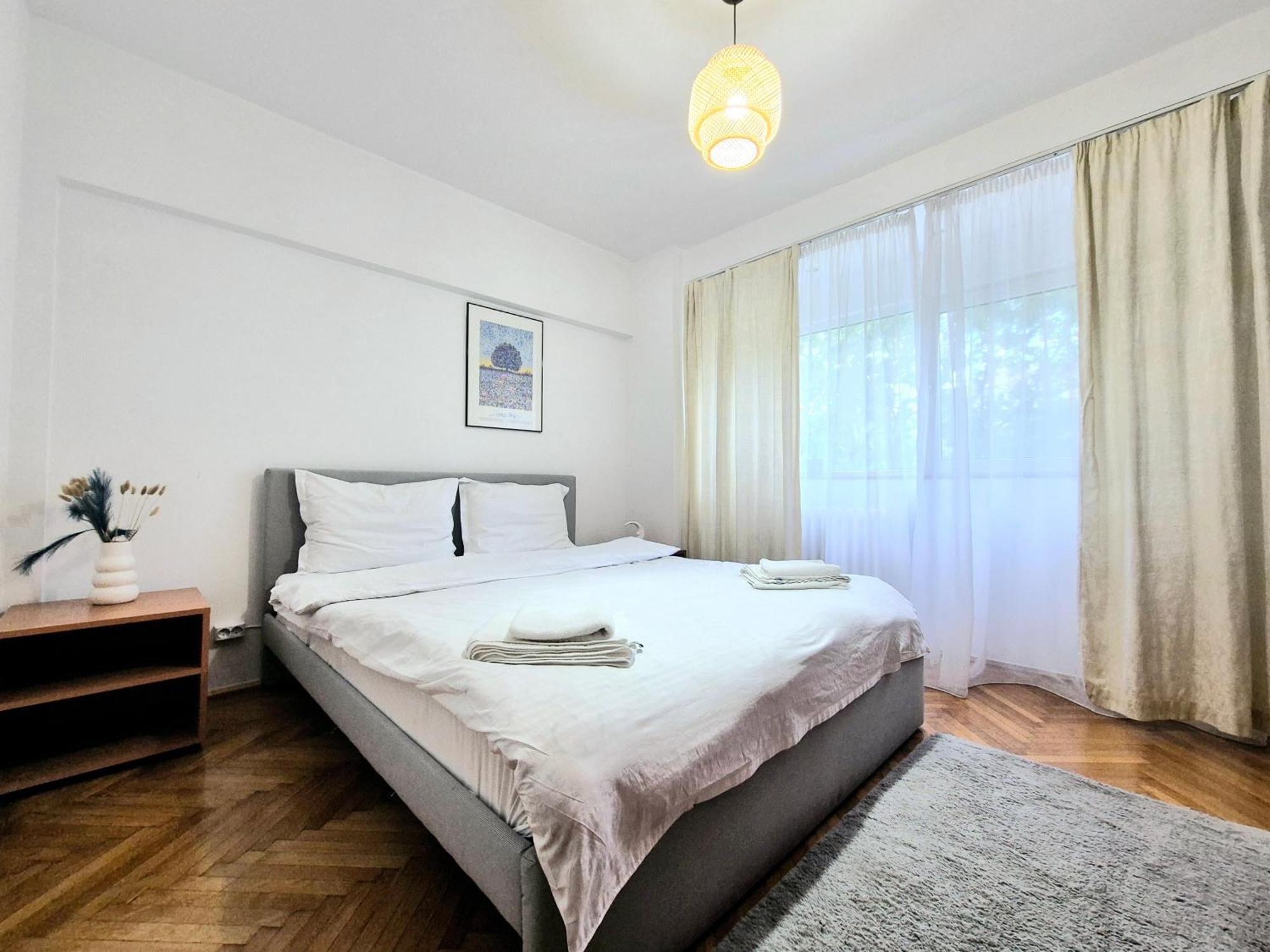 Tranquil Unirii Residence - Elegant & Spacious Living With Parking Steps From Parliament Bucarest Exterior foto